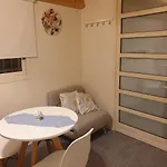 度假居 Oneiro Fronte Mare 圣玛丽亚德尔法加洛